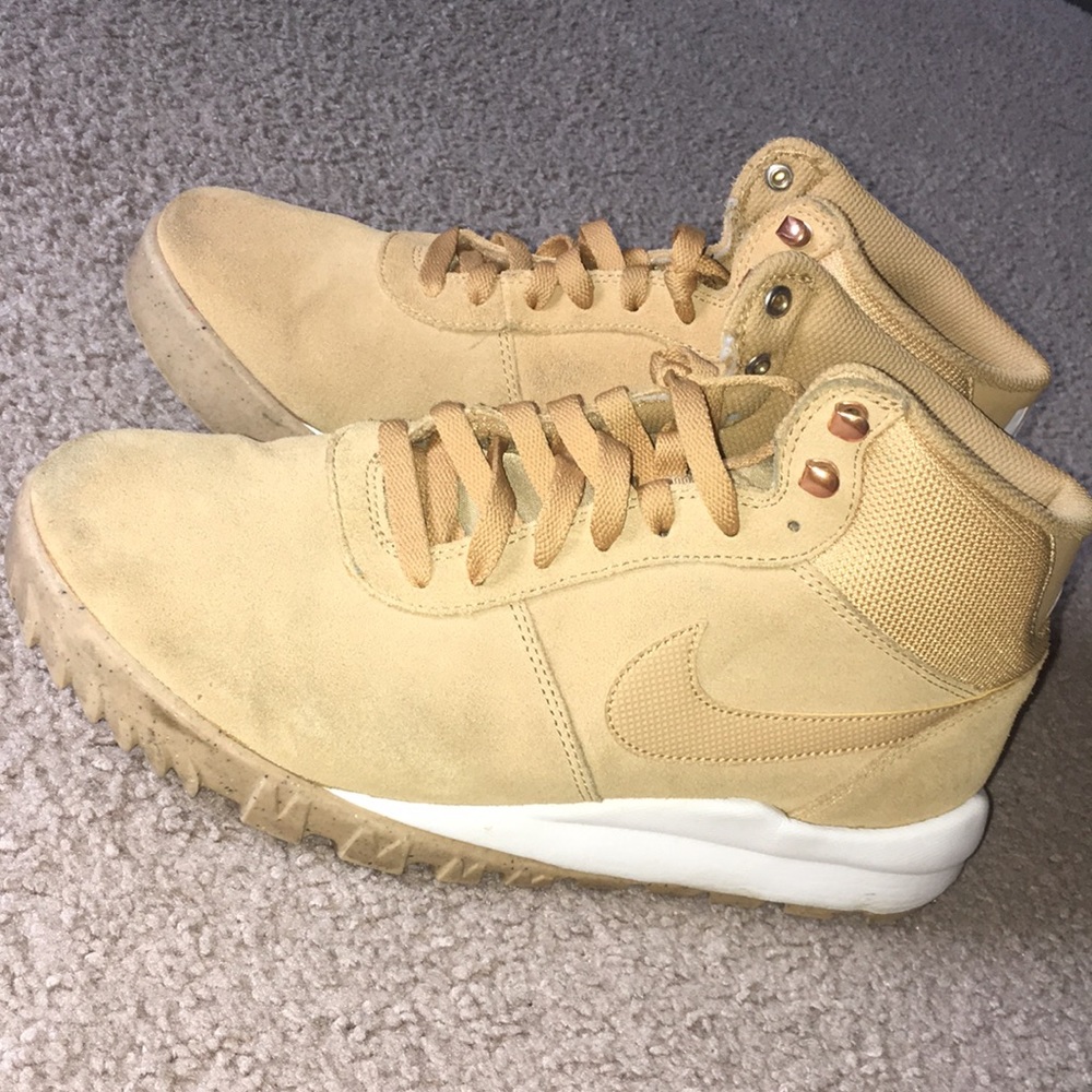 Nike shoes